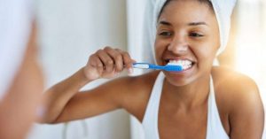 Những sai lầm khi lam sạch răng cần tránh 2